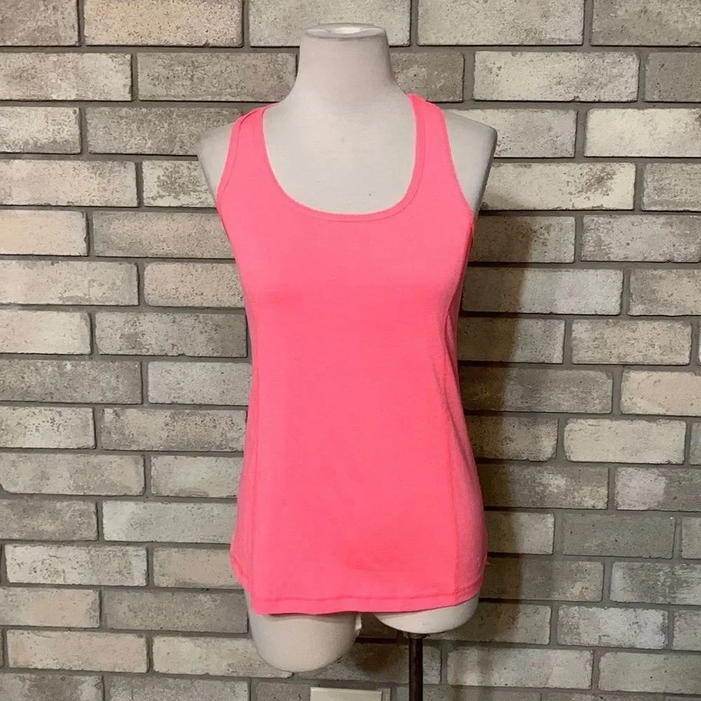 3for$20 tank top size xs